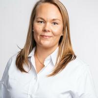 Myyntineuvottelija Niina Savolainen