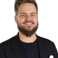 myyntineuvottelija, vuokrakohdeasiantuntija Henri Timonen