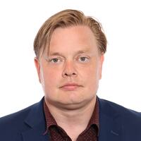 Myyntineuvottelija Henri Petrell