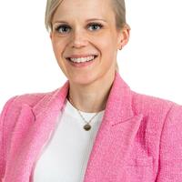 Kiinteistönvälittäjä, LKV, KED Julia Jäppinen