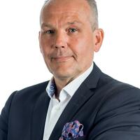 Senior Broker, Kiinteistönvälittäjä - Fastighetsmäklare , LKV, AFM Kristofer Öfverström