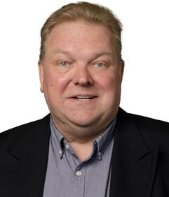 Yrittäjä, LKV, AKA(Y) KHK-kiinteistöarvioitsija, LKV, LVV, AKA (yleisauktorisointi) KHK-kiinteistöarvioitsija Kari Puustinen