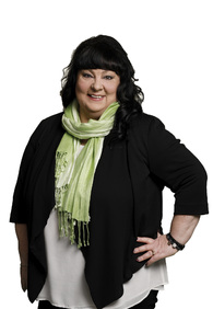 Myyntijohtaja, kiinteistönvälittäjä, kaupanvahvistaja, LKV Sari Heinonen