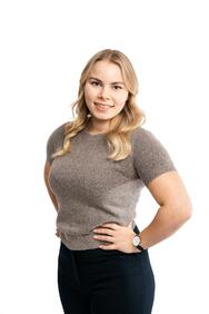 Myyntiassistentti Petra Hanski