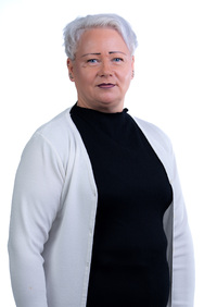 Myyntineuvottelija, vuokravälittäjä., KiSi, IAT Cristine Kanerva