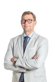 yrittäjä, kiinteistönvälittäjä, , LKV, LVV Glenn Orlando