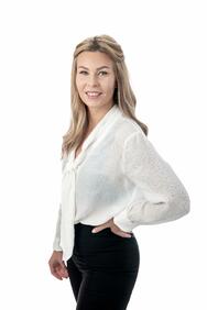 Myyntineuvottelija Sirke Tuomainen