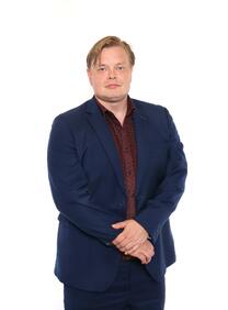 Myyntineuvottelija Henri Petrell