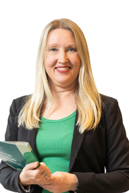 Kiinteistönvälittäjä, LKV, tradenomi (YAMK) Irene Gonzalez More