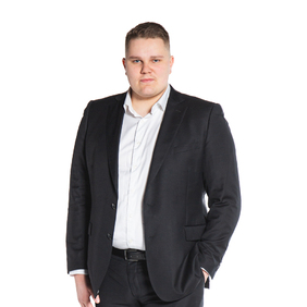 Myyntineuvottelija Oskar Hokka