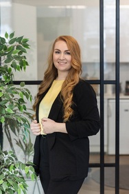 Myyntineuvottelija Cindy Luumberg