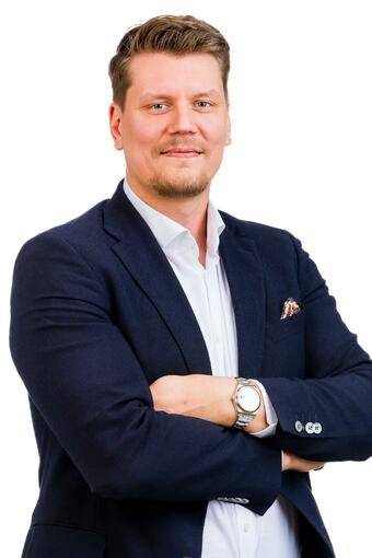 yrittäjä, kiinteistönvälittäjä, LKV, LVV, KiAT, kaupanvahvistaja Stefan Rehnström