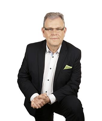yrittäjä, toimitusjohtaja, LKV, kaupanvahvistaja Pekka Laukkanen