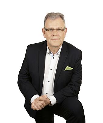 Kiinteistöneuvos, Senior Advisor, LKV, kaupanvahvistaja Pekka Laukkanen
