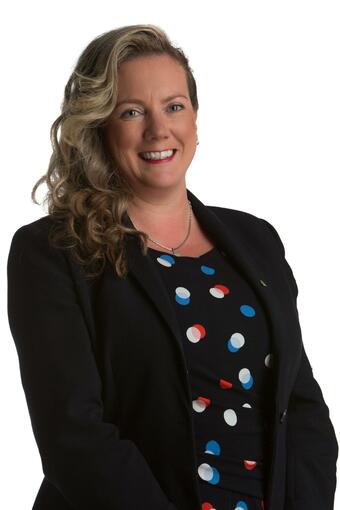 kiinteistönvälittäjä, kaupanvahvistaja, LKV, KiAT Hanne Leppäaho