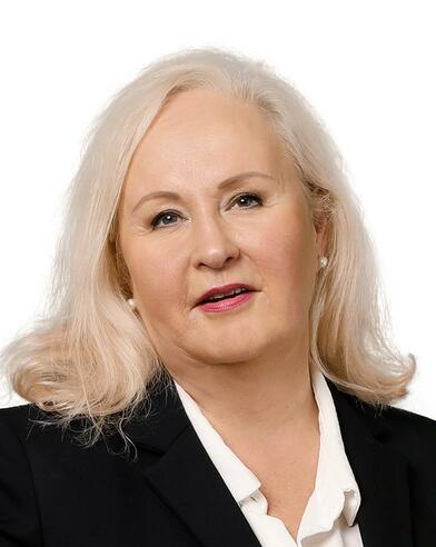 Yrittäjä, toimitusjohtaja , YKV, LKV, LVV, kaupanvahvistaja Kirsi-Marja Johansson-Torvinen