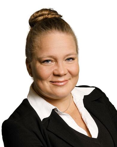 Ylempi kiinteistönvälittäjä, YKV, LKV, LVV, kaupanvahvistaja Nina Niemelä
