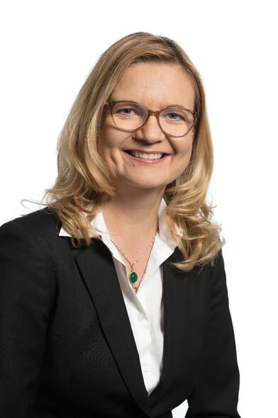 Yrittäjä, toimitusjohtaja, LKV Evamaria Poikolainen