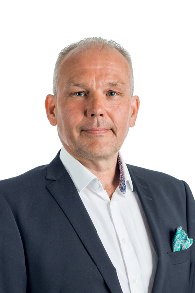 Senior Broker, Kiinteistönvälittäjä LKV, Fastighetsmäklare AFM, LKV Kristofer Öfverström