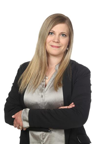 Kiinteistönvälittäjä, YKV, LKV, LVV, KiAT, kaupanvahvistaja Aija Harainen