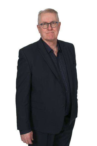 Kiinteistönvälittäjä, LKV, Auktorisoitu talomyyjä Jukka Kivistö