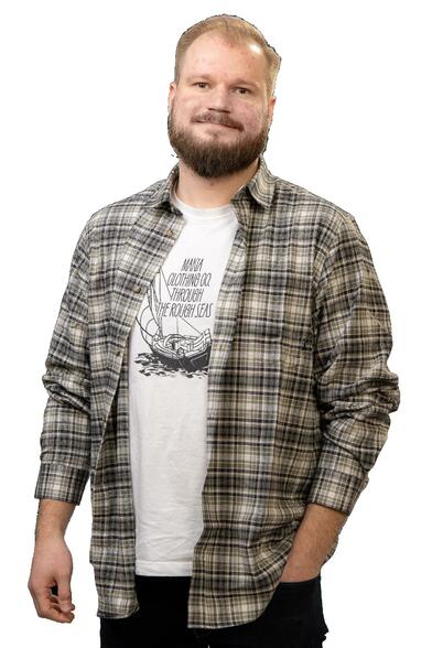 Yrittäjä, toimitusjohtaja, kiinteistönvälittäjä, LKV, LVV, kaupanvahvistaja Juho Sipilä