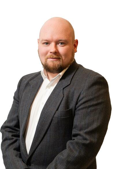 Myyntineuvottelija Tim Östman