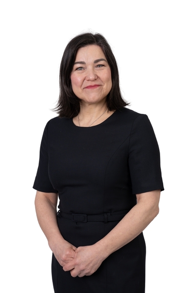 Myyntineuvottelija, KED, FM Mia Neffling
