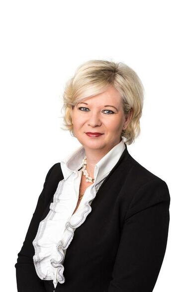 Yrittäjä, ylempi kiinteistönvälittäjä, YKV, LKV, LVV, KiAT Tiina Kallio (Ent.Roponen)