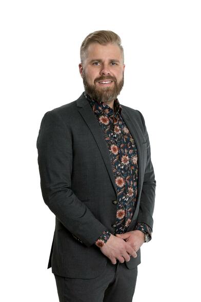 Myyntipäällikkö, LKV Valtteri Rossi