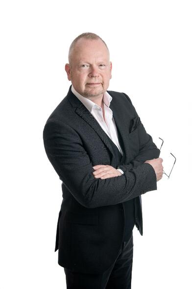 Ylempi kiinteistönvälittäjä, YKV, LKV Ari Toikka