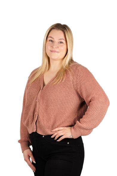 Vuokrausneuvottelija, myyntineuvottelija, VuT Veera Pilli