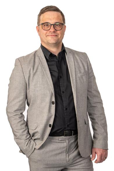 Yrittäjä, kiinteistönvälittäjä, LKV, LVV Jarno Kylmänen