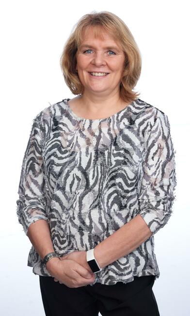 YKV, LKV Elina Perhonmäki