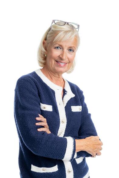 Asuntomyyjä, Ekonomi, Lic. Realtor, CA, USA, alalla yli 14 vuotta Eeva Syvänen