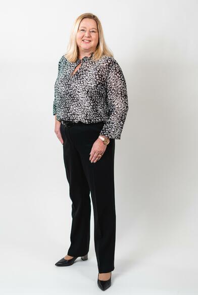 Kiinteistönvälittäjä, LKV, LVV, KiAT Mia Sireni