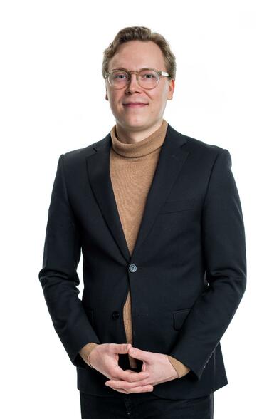 Avainasiakaspäällikkö, kiinteistönvälittäjä, LKV, LVV Niklas Teerijoki