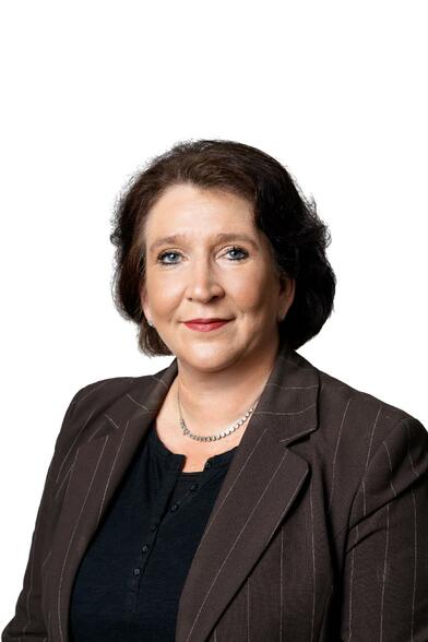 Osakas, myyntijohtaja, LKV, kaupanvahvistaja Annaleena Kesseli