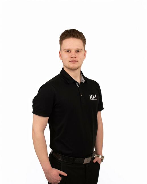 kiinteistönvälittäjä , LKV Miska Kelloniemi