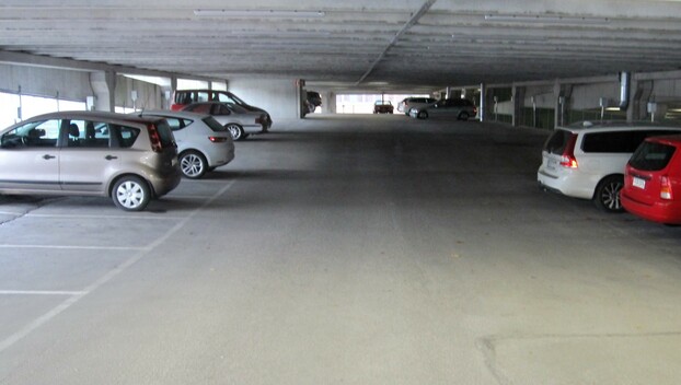 Asiakkaankatu 5 autohalli, Itäkeskus, Helsinki