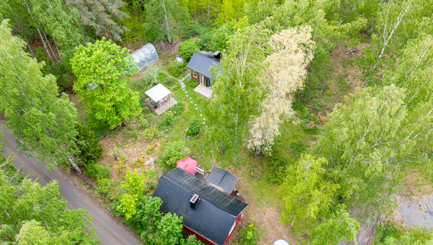 Väänteenpolku 1, undefinedMetsäkansa