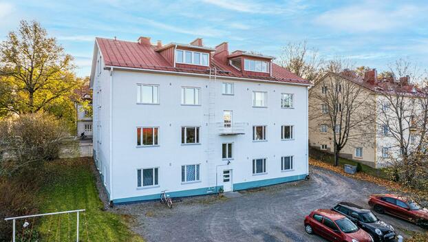 Karjalankatu 8, Paavolan Kaupunginosa, Lahti