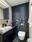 Erill. wc: seinäkiinnitteinen wc-istuin, peilikaappi, peilivalo led-valaisin, kylpyhuonekaapisto, kivitaso, allas, lattialämmitys. 