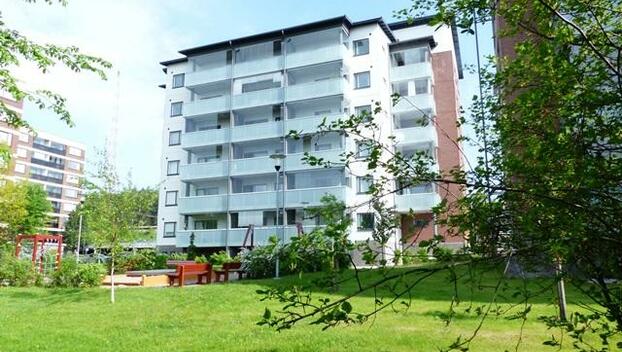 Radansivunkatu 10, Asemantausta, Lahti