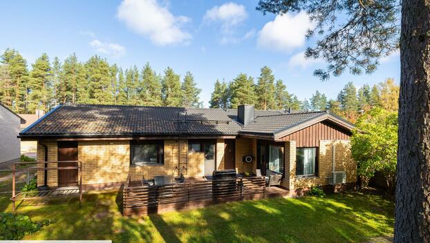 Riippakoivuntie 33, Aittakorpi, Kotka