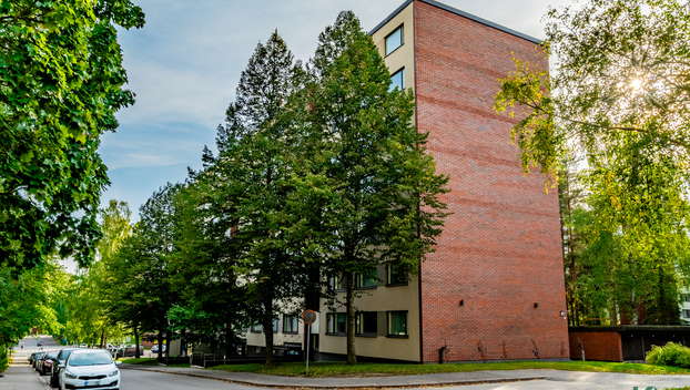 Uomakuja 6, Louhela, Vantaa