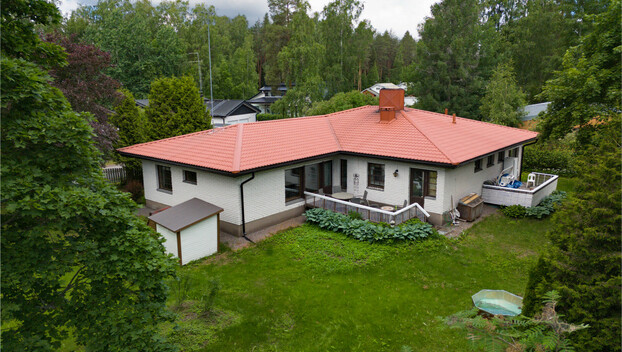 Vesikkotie 7, Metsola, Vantaa