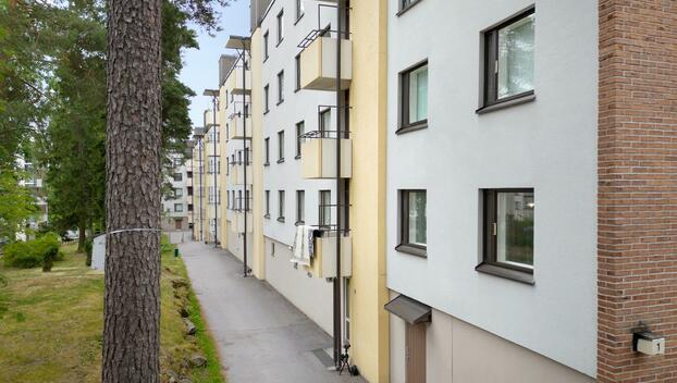 Raikurinne 1, Martinlaakso, Vantaa