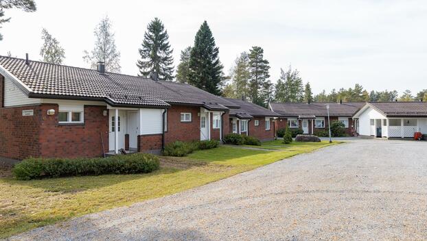 Kuusvuorenkatu 6, Ahvenlampi, Jämsä