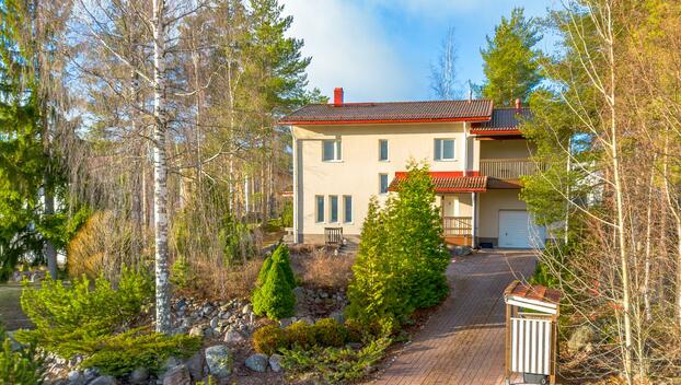 Tanssilavantie 3, Pavinmäki, Hyvinkää